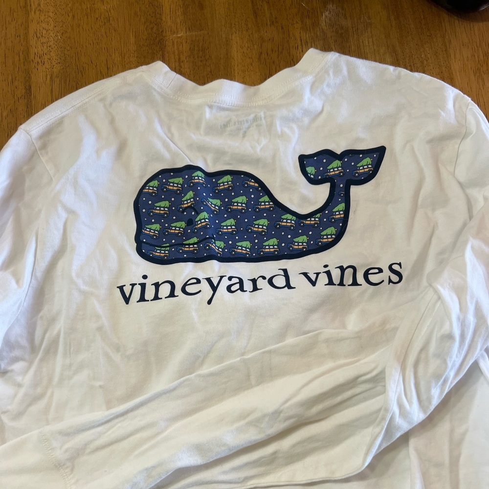 Youth CL Vineyard Vines Xmas car tree long sleeve